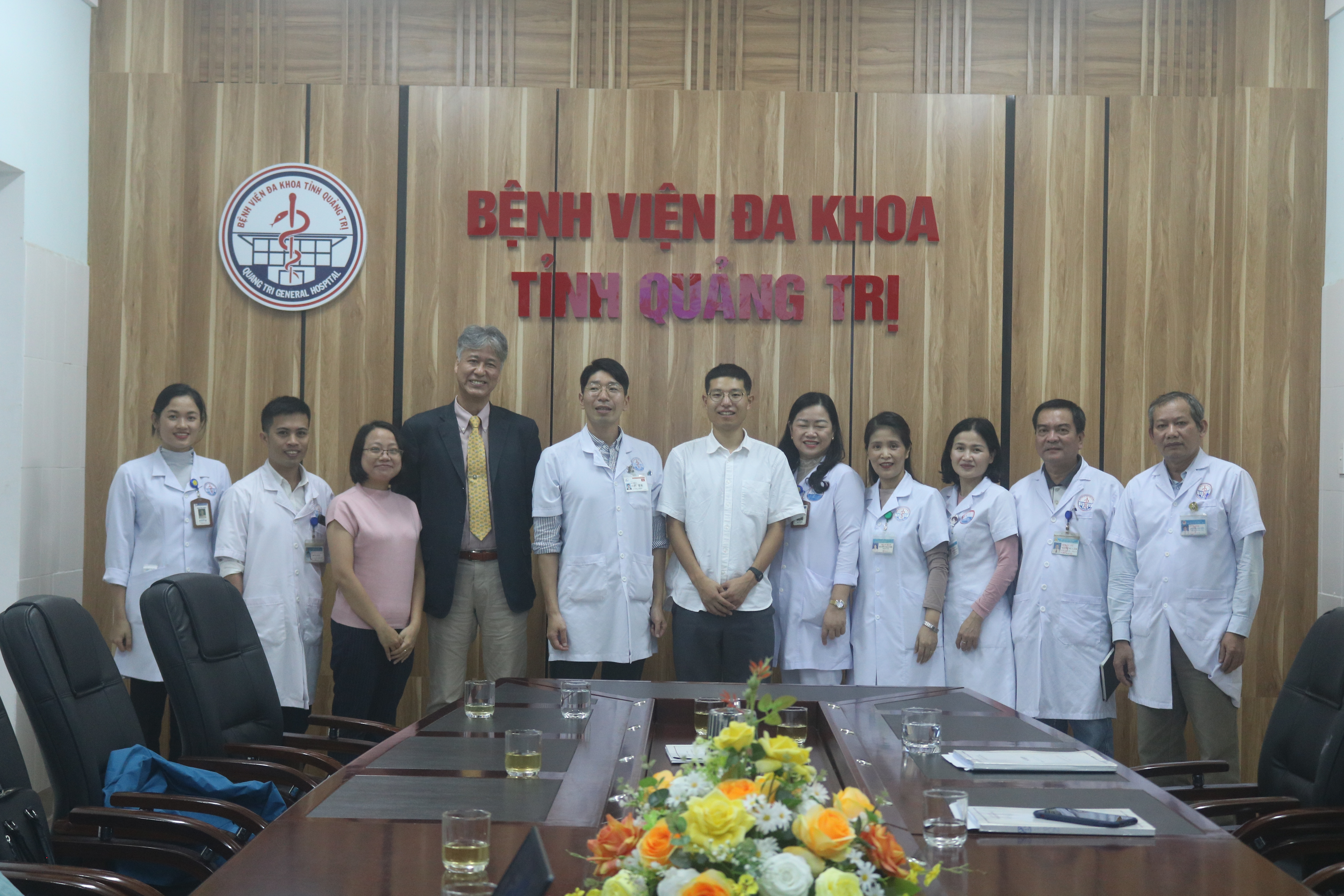 sự hợp tác giữa BVĐK tỉnh Quảng Trị và tình nguyện viên của Tổ chức JICA